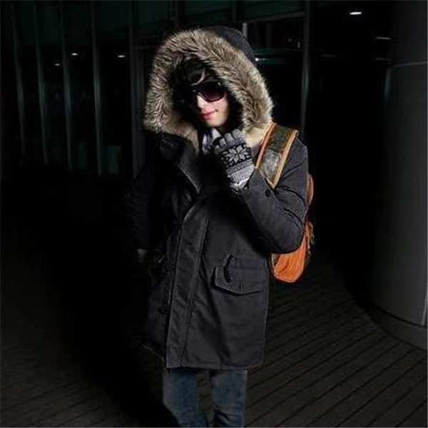 Medium long coat - Image 3