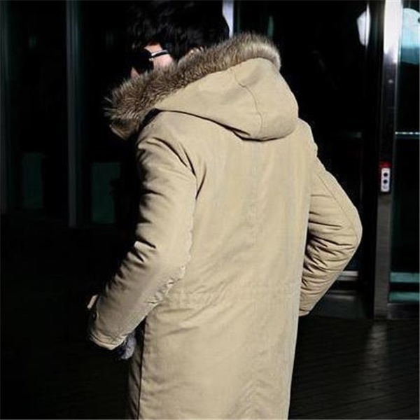 Medium long coat - Image 4