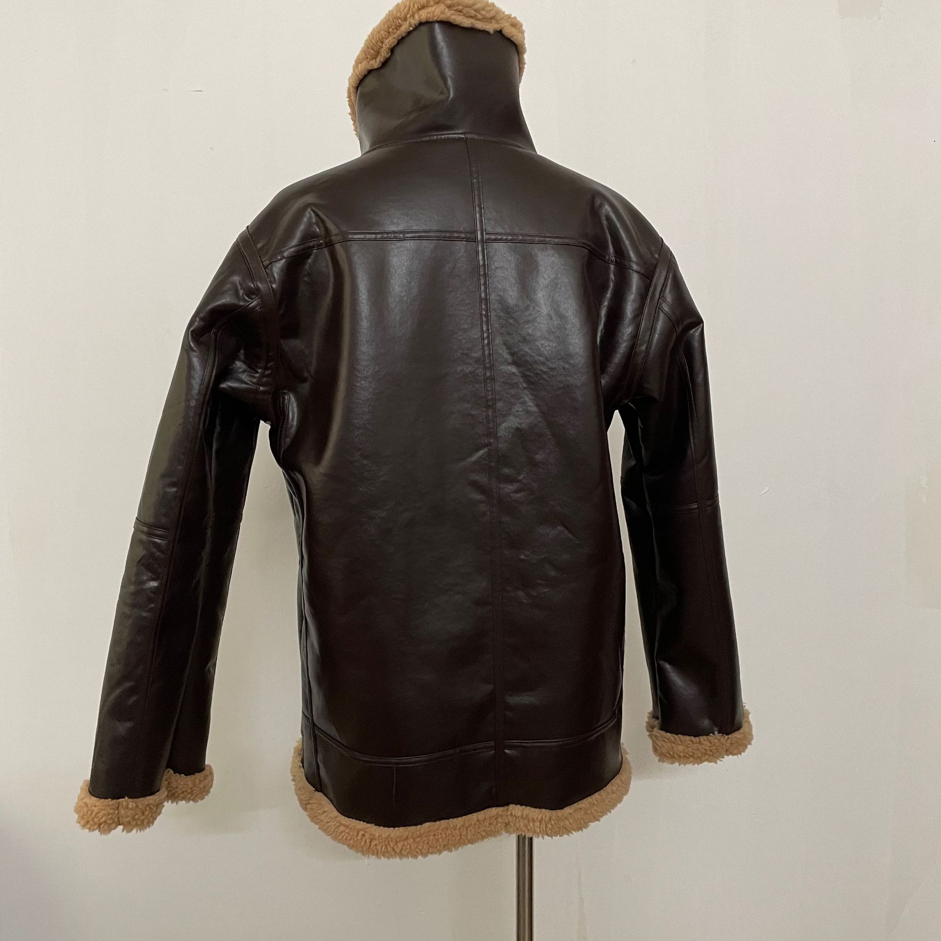 Thickened Heavy Craft Men's Fur Coat - Image 4